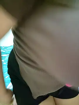 Snapshot of Akira_sera chatting on 10.05.25 Akira sera online show from 10.05.25