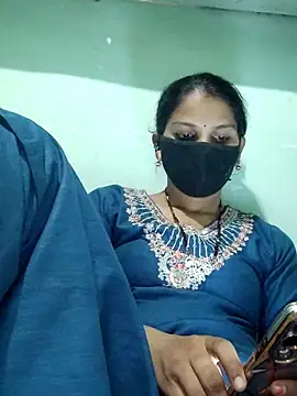 poojam93 online show from 09.17.25