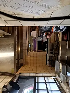 sarahkat86 online show from 10.28.25