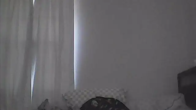 Snapshot of sarahkat86 chatting on 05.04.26 sarahkat86 online show from 05.04.26