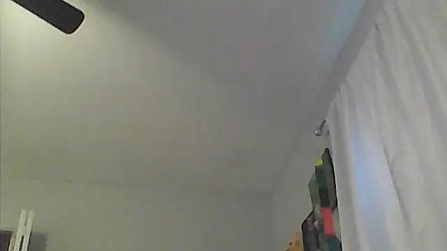 Snapshot of sarahkat86 chatting on 05.24.26 sarahkat86 online show from 05.24.26