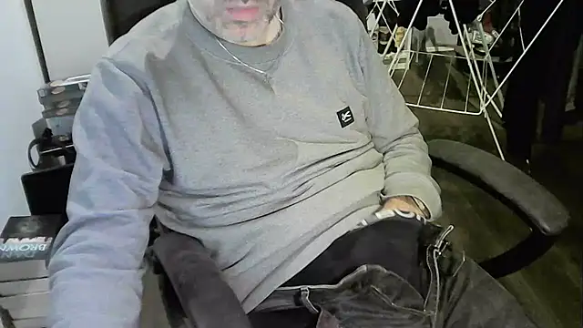 Chrisprngr online show from 01.12.26