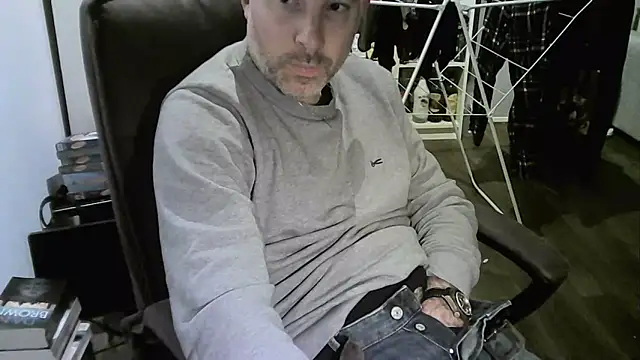 Snapshot of Chrisprngr chatting on 05.13.26 Chrisprngr online show from 05.13.26