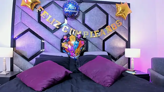 Snapshot of SuzzieSweet chatting on 01.06.26 SuzzieSweet online show from 01.06.26