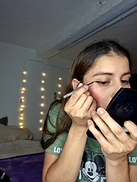 aytanna torrez online show from 10.20.25