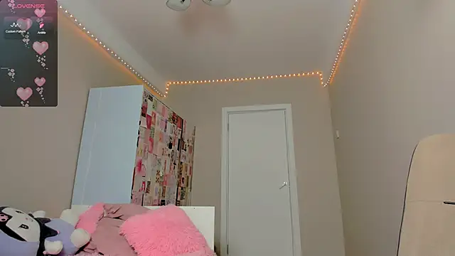 yoi mika online show from 09.15.25