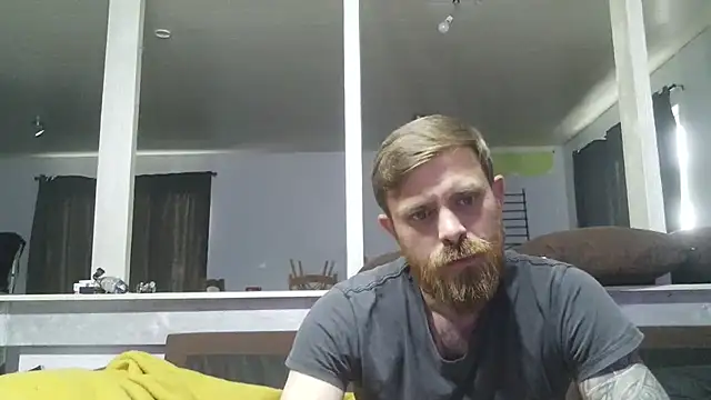 Snapshot of Bikerhot883hd chatting on 05.06.26 Bikerhot883hd online show from 05.06.26