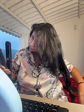 samanthahut1 online show from 04.15.26