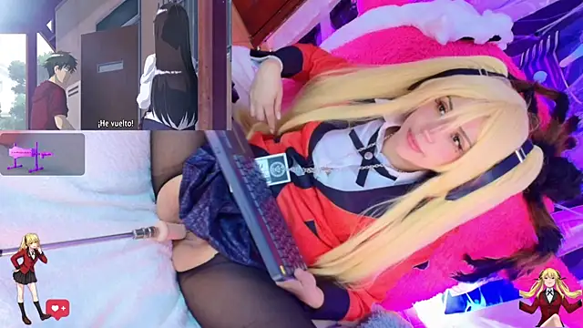 Snapshot of mitsuki-- chatting on 10.25.25 mitsuki-- online show from 10.25.25