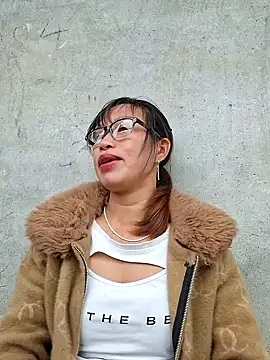 Snapshot of ngocngoc_cute chatting on 10.01.25 ngocngoc cute online show from 10.01.25