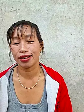 Snapshot of ngocngoc_cute chatting on 10.12.25 ngocngoc cute online show from 10.12.25