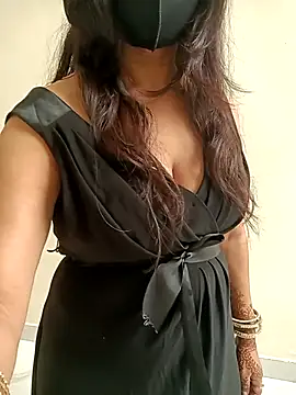 soni yhakur online show from 10.13.25