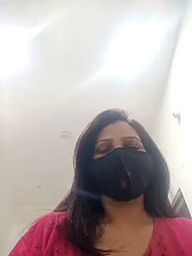 Snapshot of soni_yhakur chatting on 04.23.26 soni yhakur online show from 04.23.26