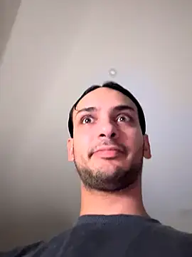 Gipsyboysteve online show from 10.18.25