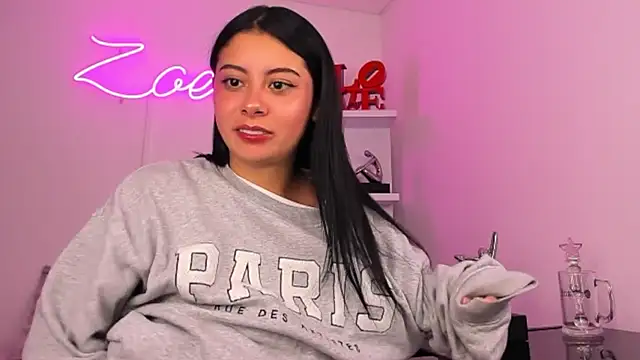 Snapshot of zoecams1 chatting on 02.19.26 zoecams1 online show from 02.19.26