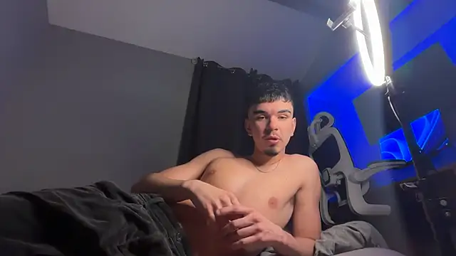 Snapshot of raph_pk69 chatting on 02.22.26 raph pk69 online show from 02.22.26