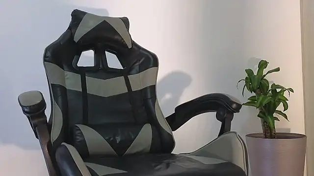 Wyatt Rose online show from 09.24.25