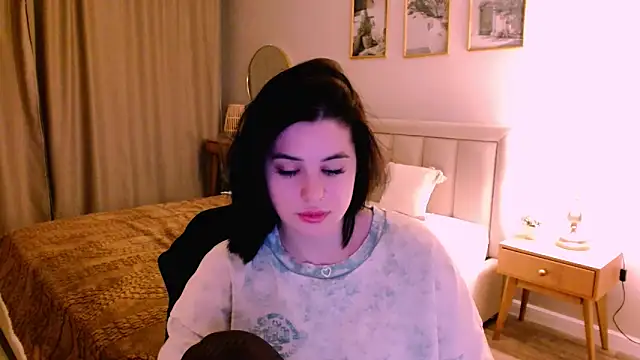 lil angel  online show from 02.14.26