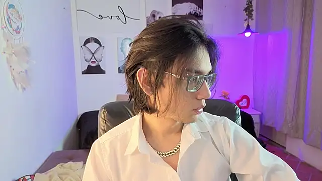 Snapshot of davoxer chatting on 02.05.26 davoxer online show from 02.05.26