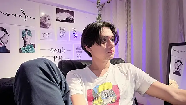 Snapshot of davoxer chatting on 02.26.26 davoxer online show from 02.26.26