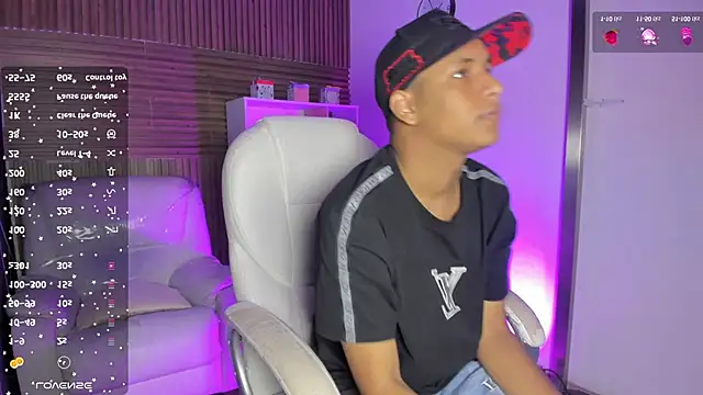 IsaacBlack  online show from 09.16.25