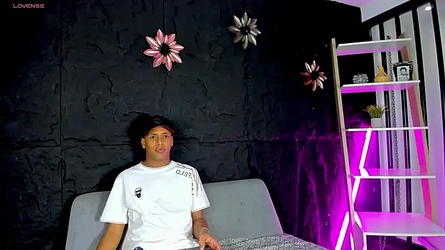 IsaacBlack  online show from 10.16.25