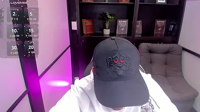 IsaacBlack  online show from 10.28.25