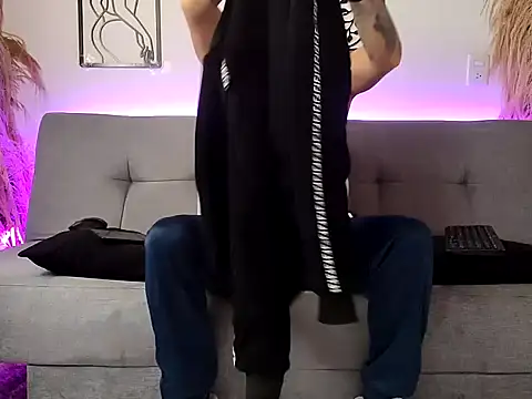 Masterblue hot online show from 12.15.25