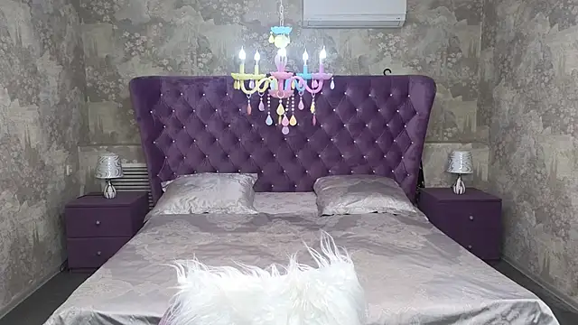 Snapshot of Anna_Kenann chatting on 10.03.25 Anna Kenann online show from 10.03.25