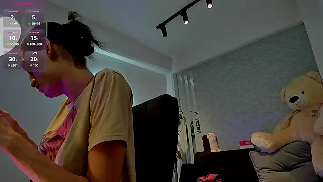 lily cash1 online show from 04.15.26