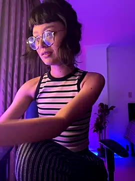 Snapshot of wildflower_sex chatting on 10.09.25 wildflower sex online show from 10.09.25