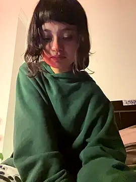 Snapshot of wildflower_sex chatting on 10.19.25 wildflower sex online show from 10.19.25