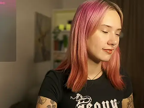 uwu nika18 online show from 10.29.25