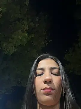 Snapshot of -juicy_ chatting on 01.16.26 -juicy online show from 01.16.26