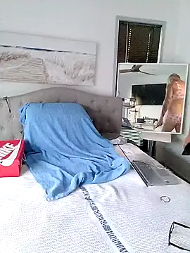 iamthepublickmasterbater online show from 09.28.25