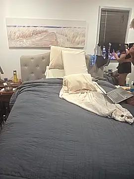 Snapshot of iamthepublickmasterbater chatting on 02.18.26 iamthepublickmasterbater online show from 02.18.26