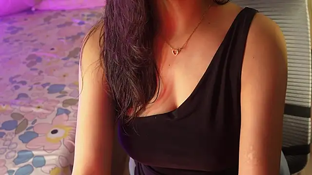 Snapshot of NidhiChandra chatting on 06.27.26 NidhiChandra online show from 06.27.26