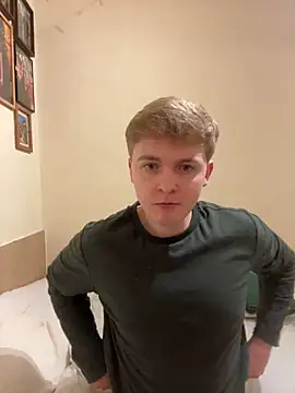 bigyoungman18 online show from 11.04.25