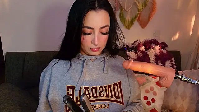 Claiborne Morris online show from 03.06.26