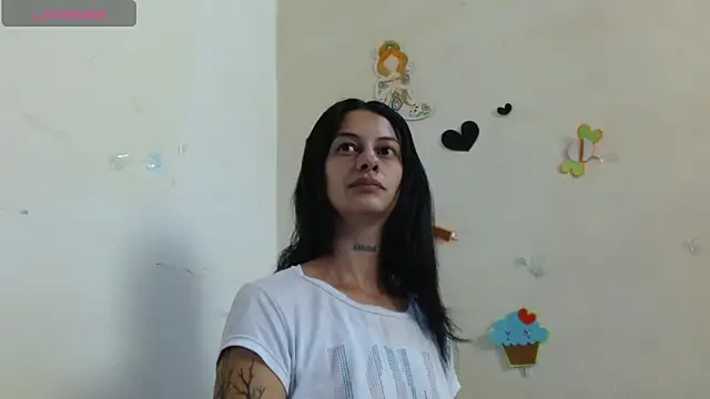 Akasha001 online show from 11.19.25