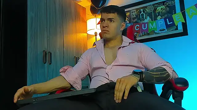 ALPHA DOMINUS  online show from 11.24.25