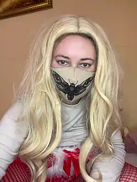 ShyPampBlondie online show from 04.26.26