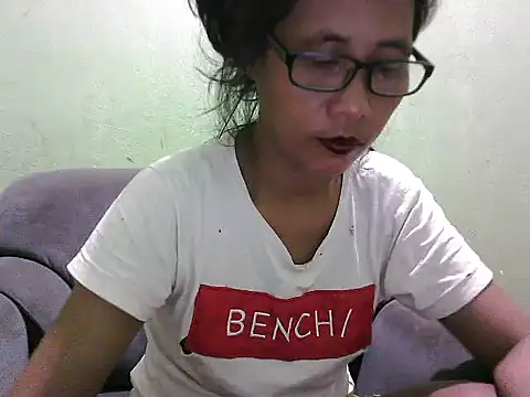 HotLadyPinay32 online show from 03.04.26