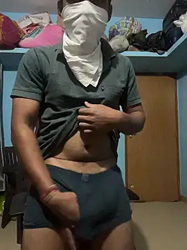 Snapshot of omkarcoll chatting on 11.21.25 omkarcoll online show from 11.21.25