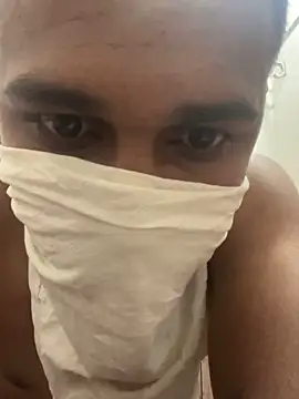 Snapshot of omkarcoll chatting on 02.01.26 omkarcoll online show from 02.01.26