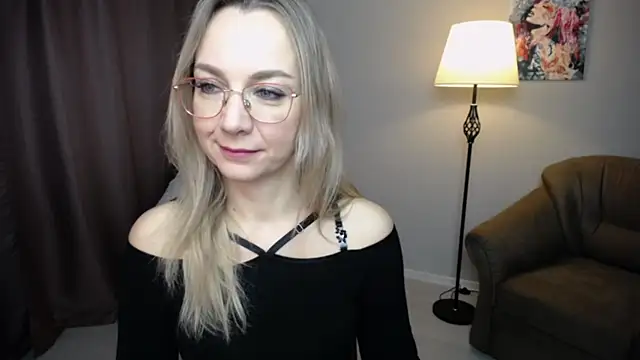 Ava Elior online show from 11.09.25