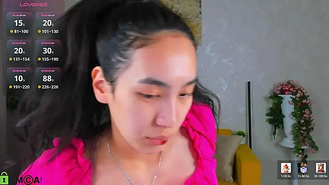 FlirtyAura online show from 02.04.26