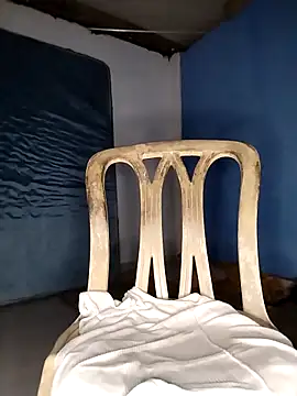 Snapshot of Kesurra chatting on 02.15.26 Kesurra online show from 02.15.26