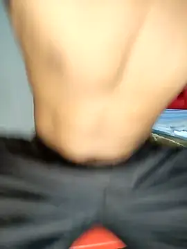 Snapshot of Kesurra chatting on 02.17.26 Kesurra online show from 02.17.26