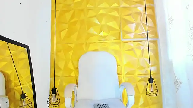 Annie Addyson online show from 09.10.25